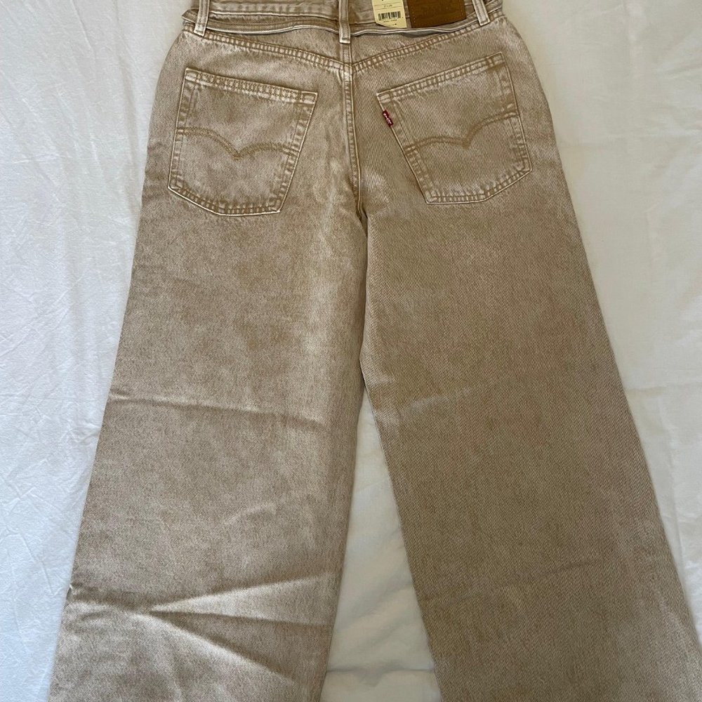 Levi's Beige Flare & Wide Leg Jeans - Picture 4 of 9